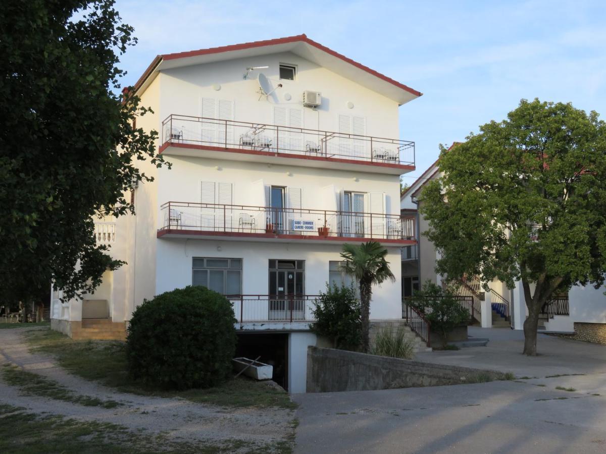Apartmani Mm Starigrad Exterior photo