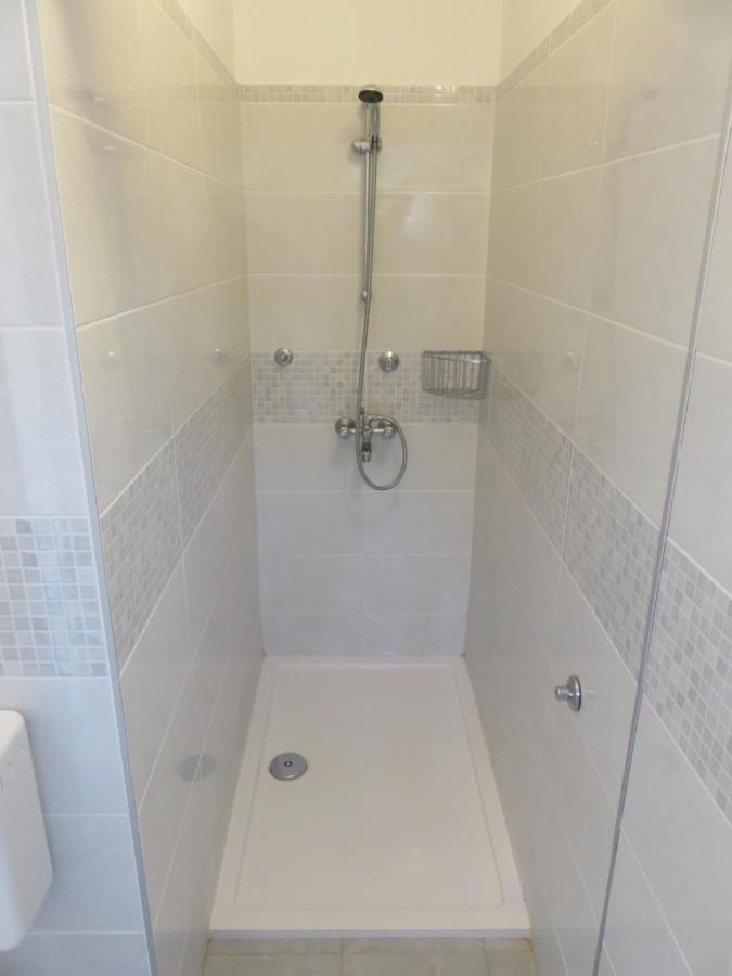 Apartmani Mm Starigrad Exterior photo