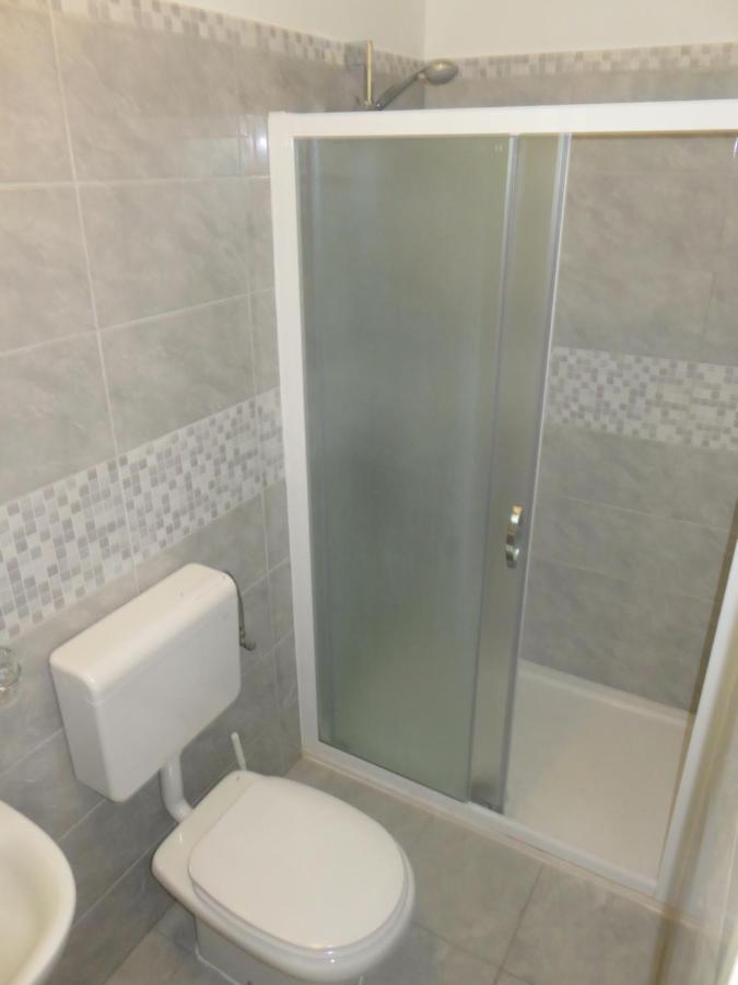 Apartmani Mm Starigrad Exterior photo